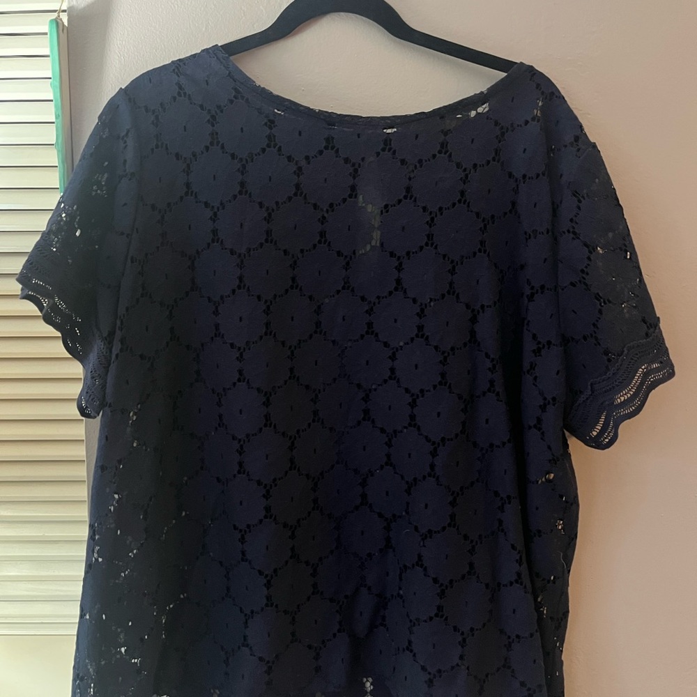 LOFT Navy Lace blouse 👚